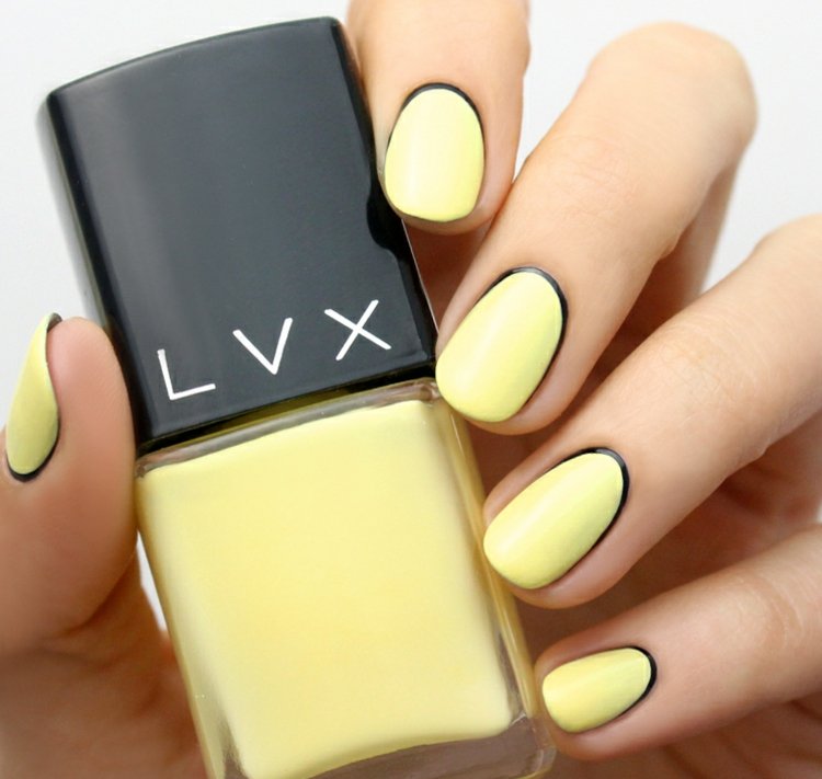 nechtový dizajn-žltý-pastelový-tón-nápad-čierna-podzemný-akcent-elegantný