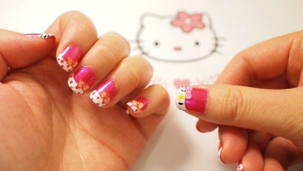 Nápady na nechty s vzormi Hello Kitty - dievčenský dizajn Nail art-hello kitty-nápady-dievčenské-vzory