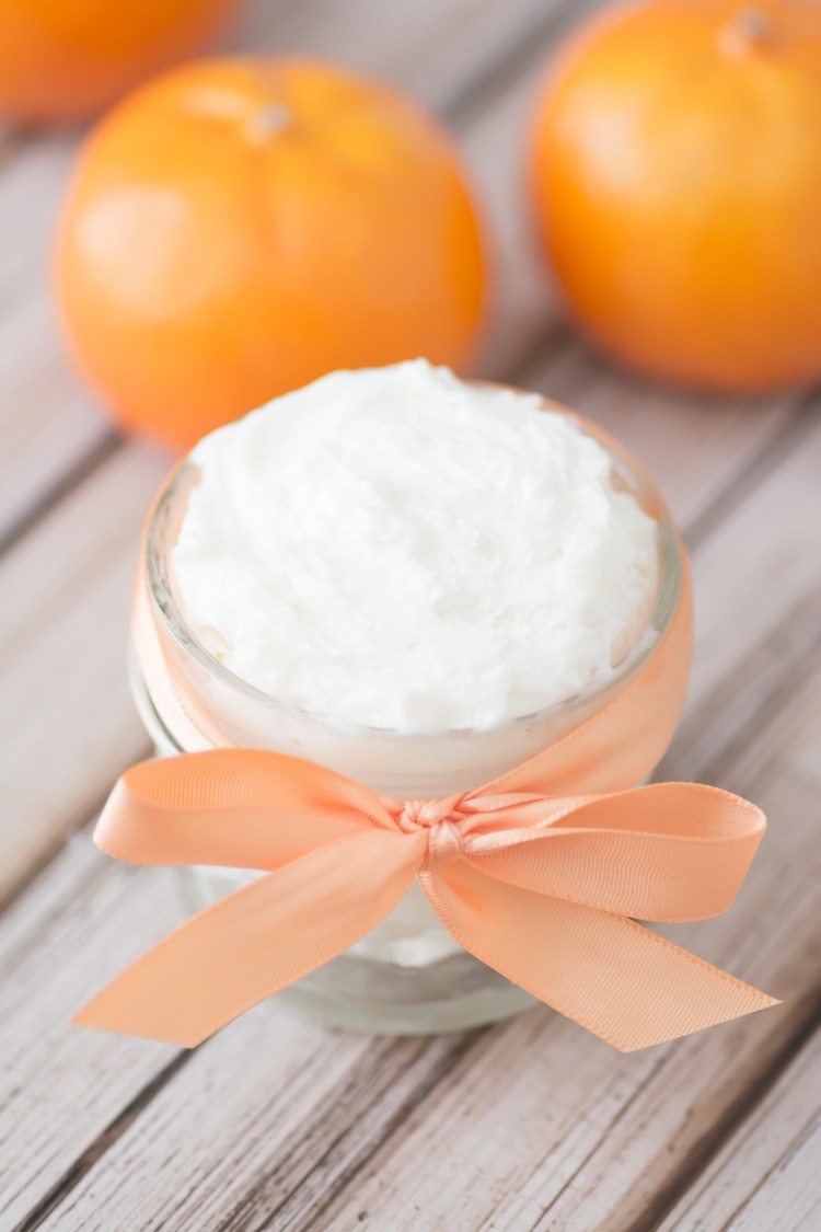 Vyrobte si prírodný pleťový krém sami na rozdávanie