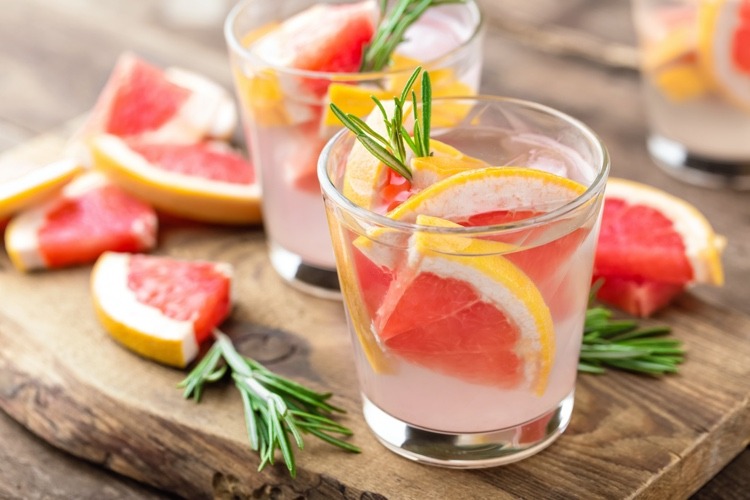 Rozmarín a grapefruit sú dobrou kombináciou