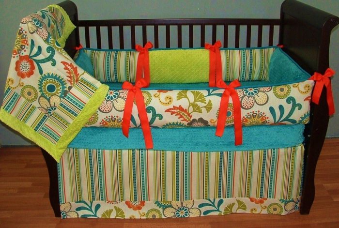 vo veľkých farbách-koralový-modrý-oranžový-nárazník