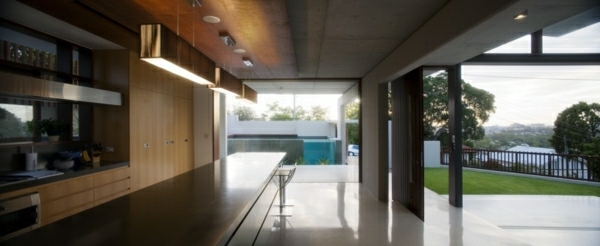 kuchyňa s dlhým príveskom