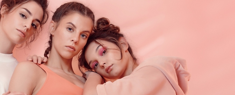 Pantone Color Period bol vytvorený v spolupráci s Intimina