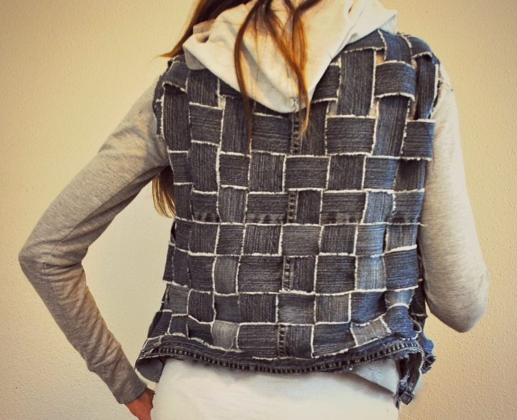 Ozdobte bundu technológiou z prútia Šitie-začiatočník-stará-rifľová bunda-prútené-nápady