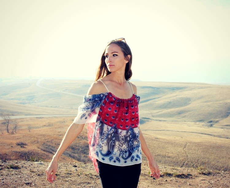 Záclony refashion - ušiť vzdušné blúzky na letnú sezónu Šitie-začiatočník-blúzka-urobiť-staré-závesy-sami