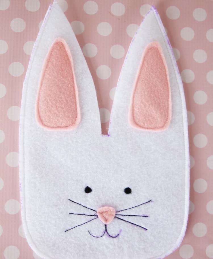 vrecko na šitie-veľkonočné-plsť-veľkonočné-zajačiky