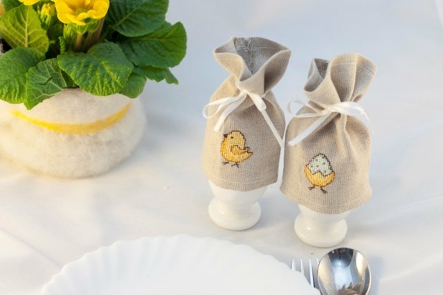 potlače vlastnoručne ušité tašky stolná dekorácia Veľká noc