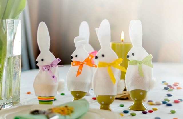 Myšlienka zajačikov ohrievač vajec pekný nápad