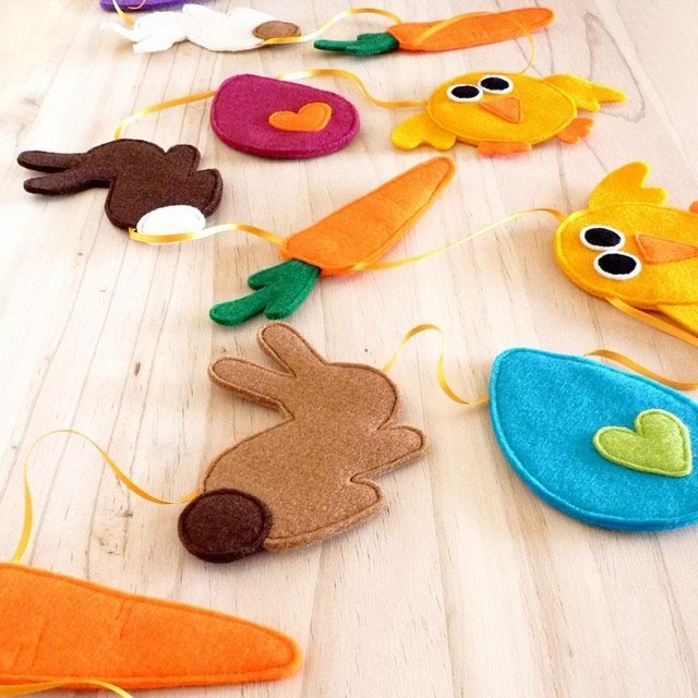 Veľkonočné vajíčka z girlandy robia nápady sami