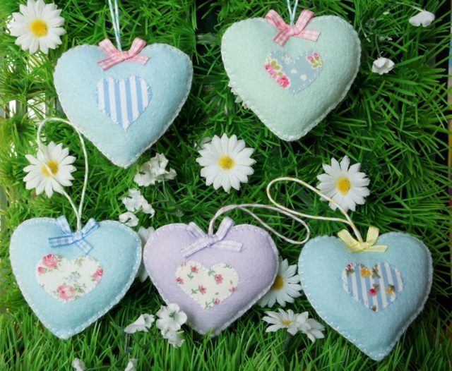 Srdce pastelové farby látkové ozdoby Veľká noc