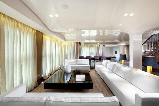 Nápady na dizajn stropu s nízkym lesklým povrchom stropu Stropné lesklé povrchy-svetlo-odrážajúce-jas-v-miestnosti