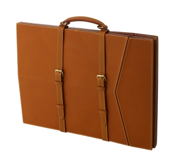 cestovná taška, stolička, luxusný dizajnový nábytok, Louis Vuitton cestovná taška, stolička, luxusný dizajnový nábytok od Louisa Vuittona