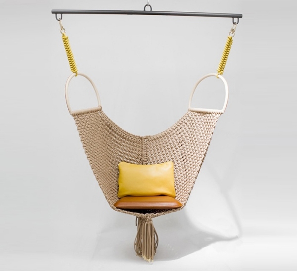 pletací vzor závesná stolička luxusný dizajnový nábytok Louis Vuitton závesná stolička so vzorom pletenia luxusný dizajnový nábytok od Louisa Vuittona