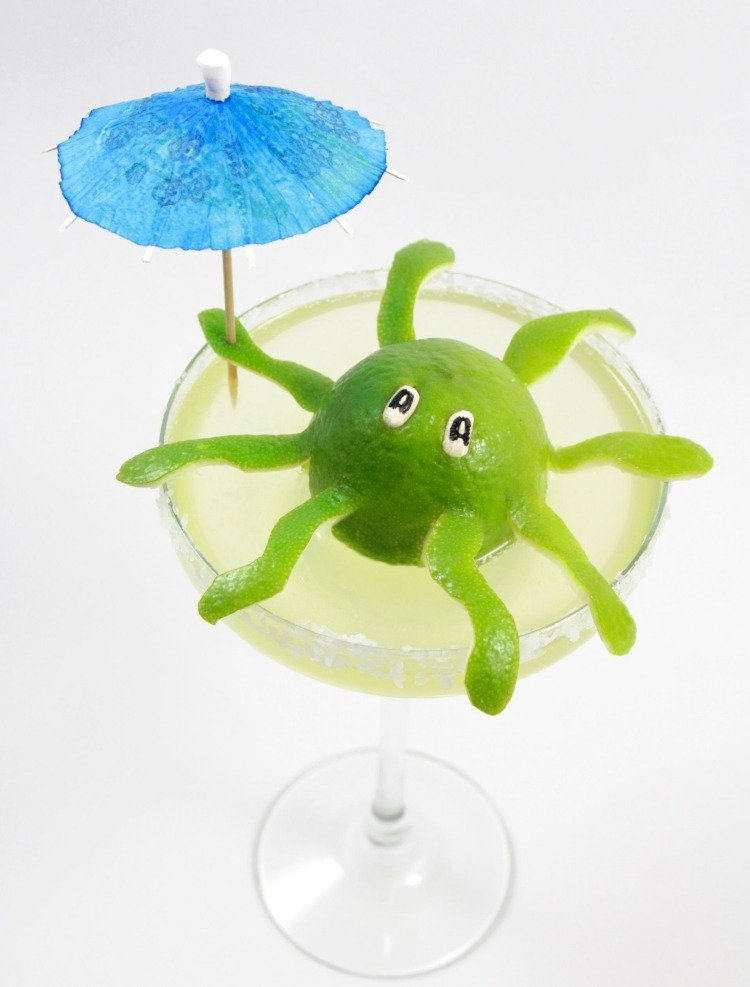 Cocktaildecoration-idea-margarita-chobotnica-limetka