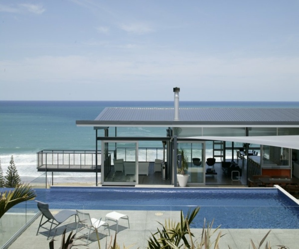 vzrušujúci moderný tvar vonkajšieho dizajnu bazéna