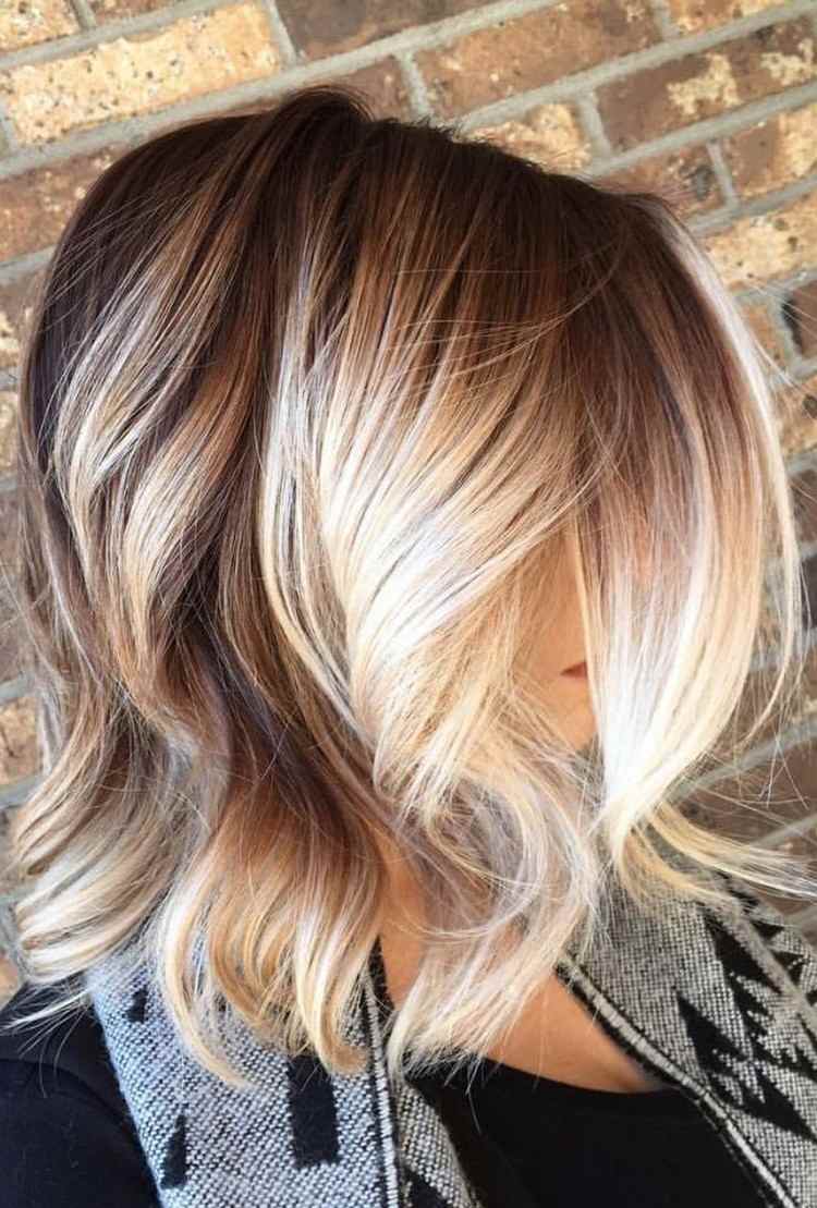 ombre-blond-nápady-balayage-bob-účes-dámy