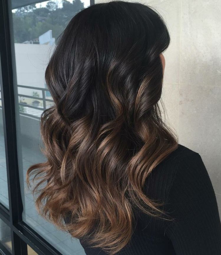 ombre vlasy urob si sám balayage-čierno-hnedo-trblietavý