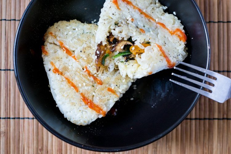 sladké zemiaky smrže bylinková omáčka onigiri