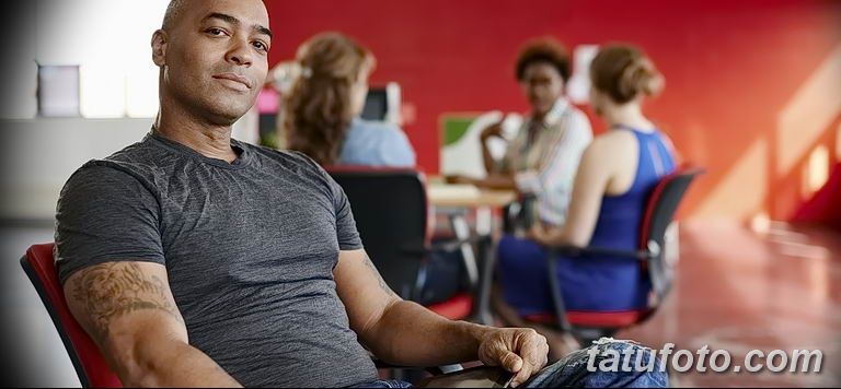 Anketa - Što Rusi misle o razlozima pojave tetovaža na ljudskom tijelu - fotografija 5