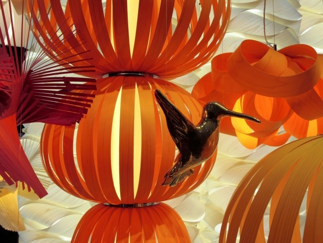 oblý tvar lustrový dizajn lustra lzf lampami