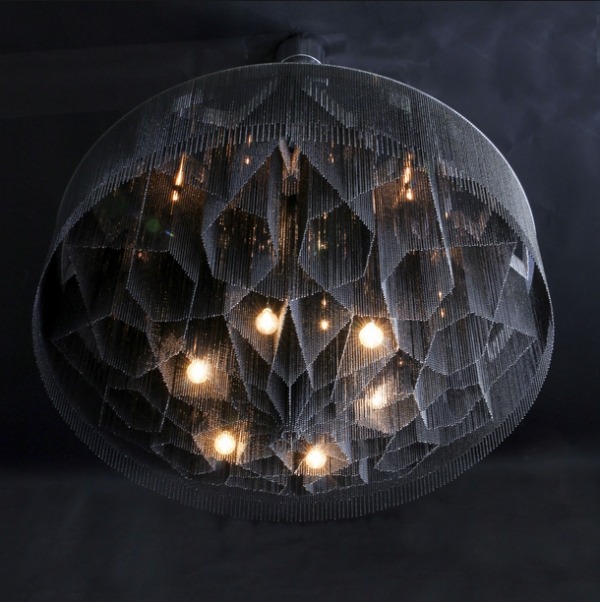 nerezový čierny dizajnový vŕbový luster vyrobený z ocele