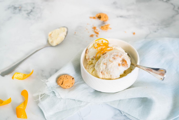 Recepty na vodu z pomarančového kvetu zdokonaľujú dezertnú zmrzlinu