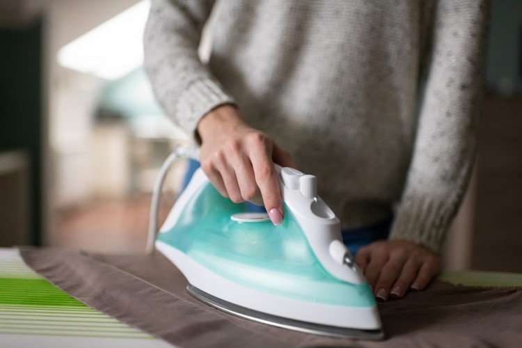 Aplikácia kvetovej vody v železe príjemná vôňa