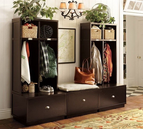 Objednávka-do-vstupnej chodby-skrine-tmavého dreva