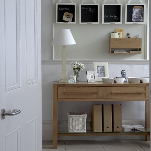 chodba-dizajn-úhľadné-neutrálne-farby