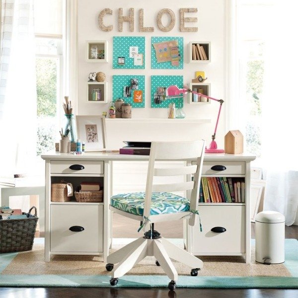 otočná stolička pre mladú dievčenskú izbu