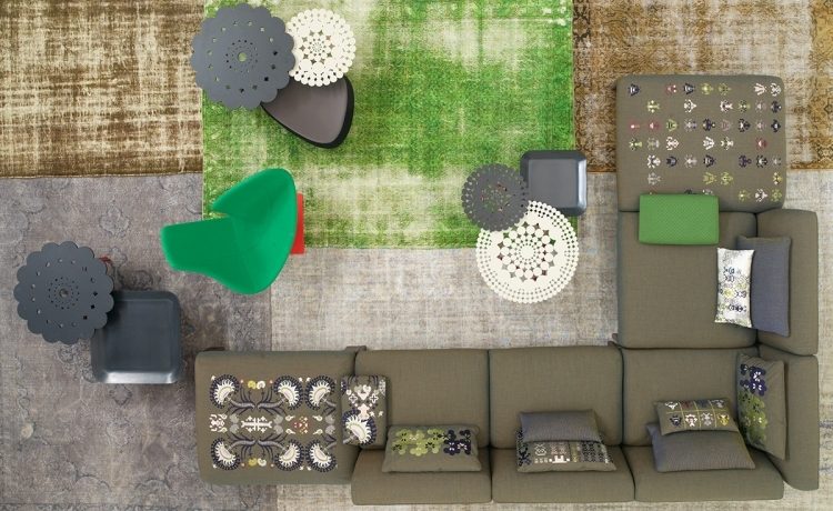 Odkladacie stolíky a rohová sedačka Fergana od Patricie Urquioly pre Morosa orientálny nábytok-moderný-bočný-stolík-rohová sedačka-Patricia-Urquiola-Fergana-Moroso