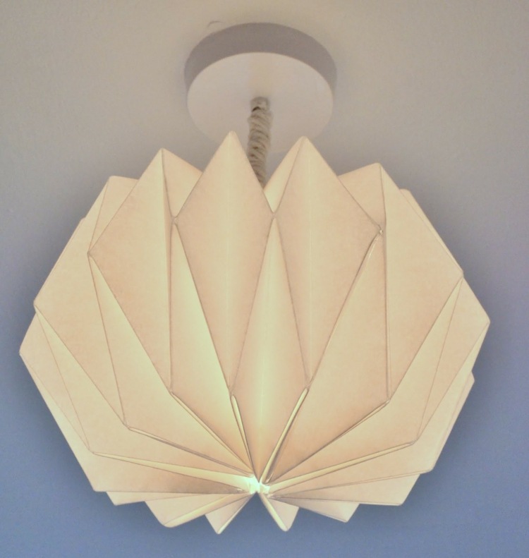 origami lampa papierová stropná lampa sa ľahko vyrába