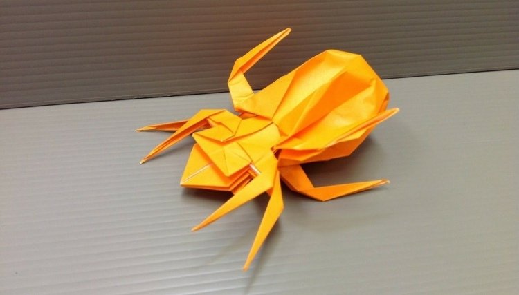 origami zvieratá drotár pavúk žltý 3D efekt