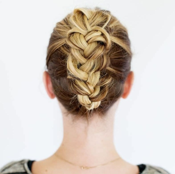 Účesy prepletené dievčenské nápady Účesy pre updo Dievčenské nápady aktualizované mladé svieže