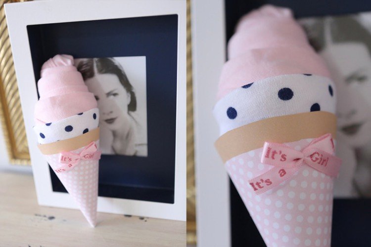 darčeky-dvojičky-narodeniny-dievčatá-kojenecké body-zmrzlinový kornútok