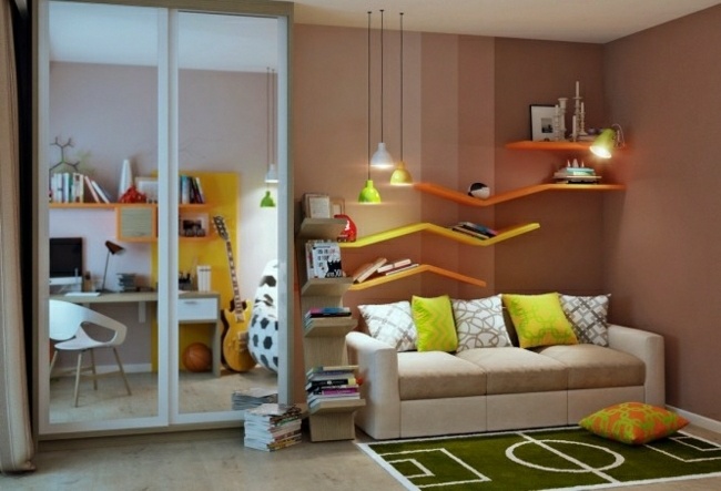 Nástenné police s motívom koberca a futbalu