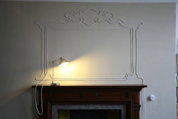 Nová dekorácia krbu vyzerá ako skutočná vec oheň-krb-dekorácia-káble-vyrobte si sami