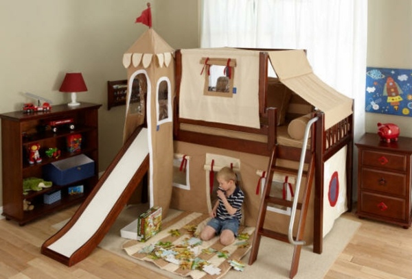Detská postieľka pre chlapcov pevnosť v detskej izbe Hradná posteľ pre chlapcov