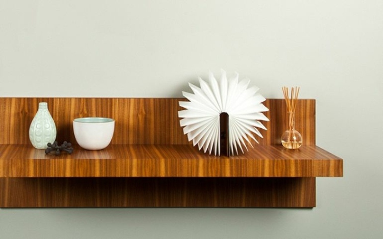 originálne osvetlenie led kniha vzhľad polica drevená dekorácia stena