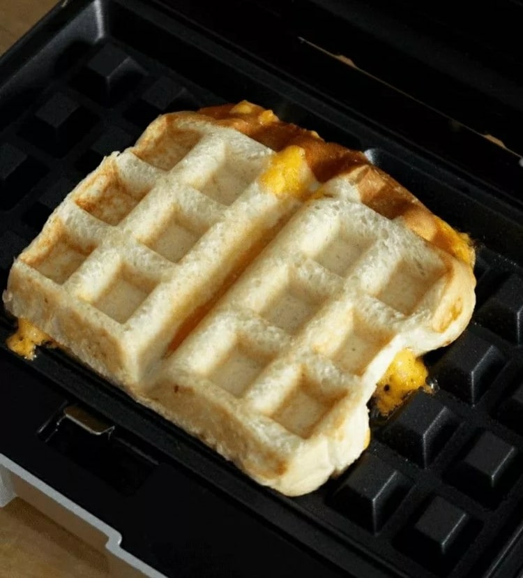 Upečte si vzdušný kukuričný chlieb sami s hotovou zmesou na pečenie