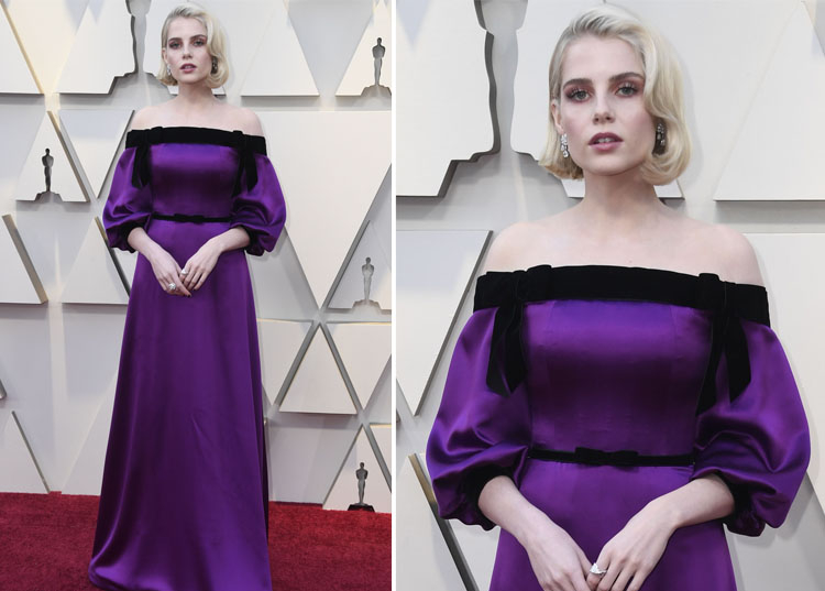 Zhnitý koberec Oscary Fialové šaty Puff rukávy Lucy Boynton Rodarte