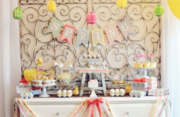 jarné veľkonočné dekorácie drotár farebný veniec jar veselé veľkonočné písmo nápady deco drotár farebný veniec