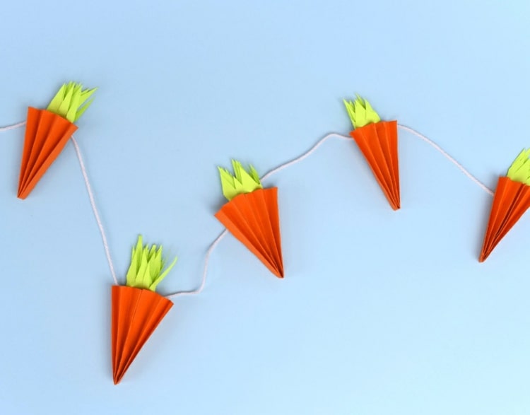 Veľkonočné remeslá na základnej škole - mrkva zo skladaného papiera na girlandu