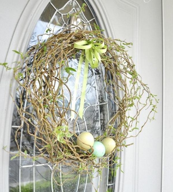 Veniec na dvere do predných dverí, nápady na veľkonočné dekorácie na jar
