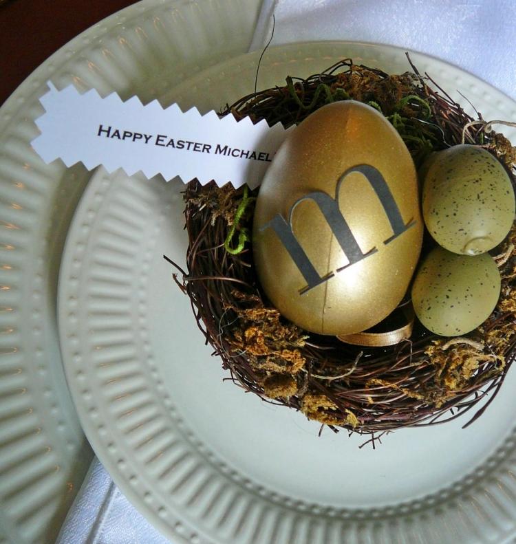 Veľkonočné dekorácie sami si vyrobíte zlaté vajíčko pre veľkonočné vajíčko