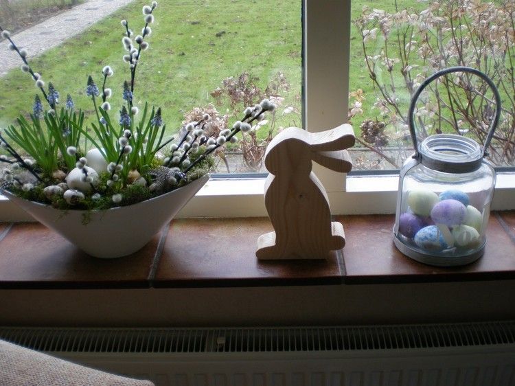 Veľkonočná dekorácia-urob si sám-parapetná miska-perlový hyacint-mach-vŕba-mačka-mdf-králik
