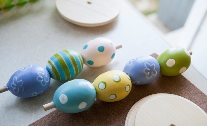 držiak na sviečku podpora veľkonočné vajíčka nápad na darček z dreva vyrobte si sami