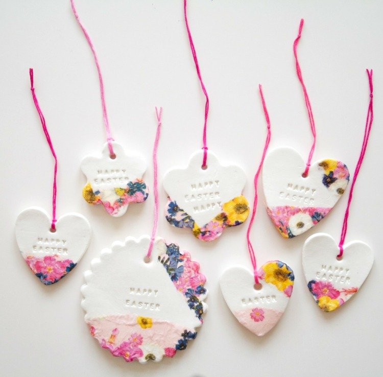 Veľkonočné darčeky robia decoupage hlina-drotár-srdce-kvety-decoupage