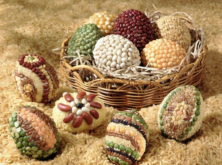 veľkonočné nápady 2015 veľkonočné vajíčka-drotárstvo-korenie-šupka-ovocná šošovica