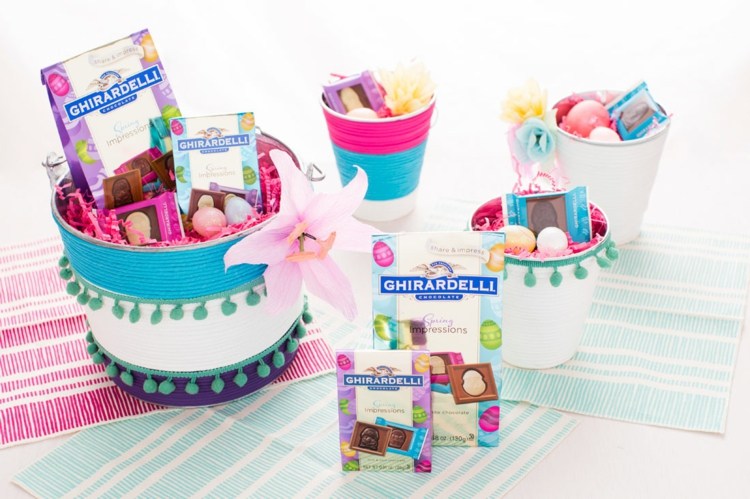 drotár-veľkonočný košík-dizajn-svetlé-farby-látková-dekorácia-urobte si to sami